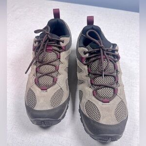 Merrell Women Brown Yokota 2 Hiking Shoes Size 11